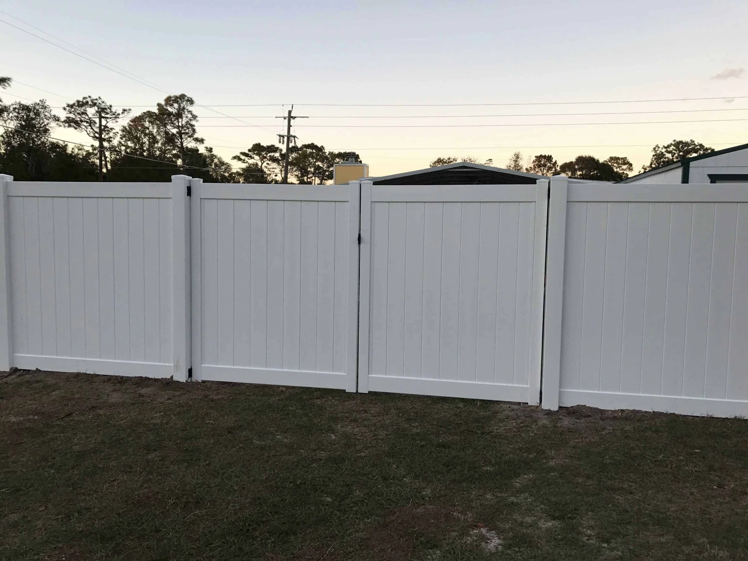 Choosing the Right Vinyl Gate for your Yard