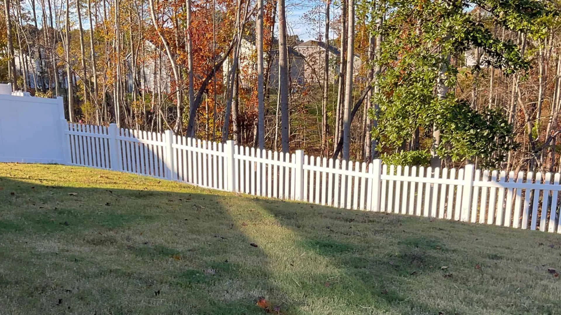 How To Secure Vinyl Fence From Winds In Fayetteville