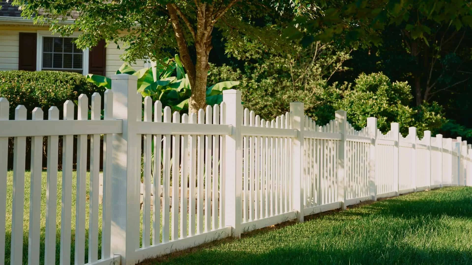Brownsburg Indiana Fence Company – Trusted Fences with Free Quotes