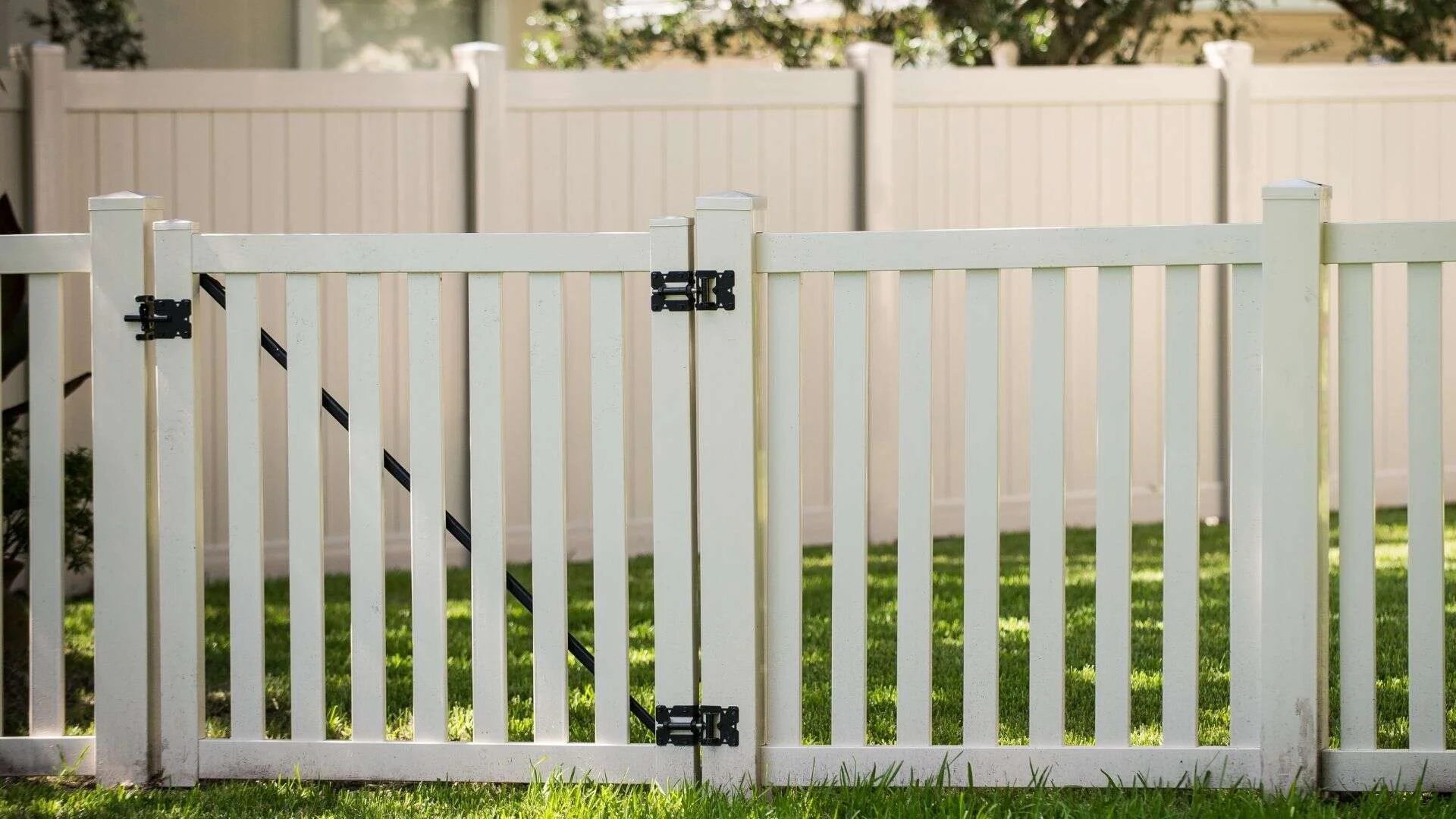 What Makes Superior Fence &#038; Rail The Top Anderson Fence Company