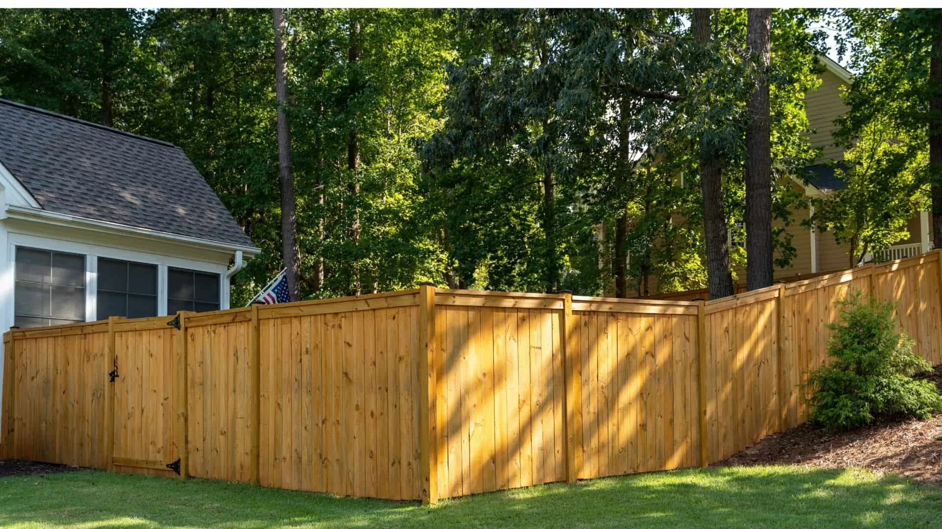 Cedar Fence Installation in Treasure Valley with Superior Fence &#038; Rail